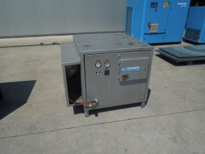 KOMPRESOR-SRUBOWY-CREEMERS-15kw