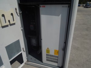 SPREZARKA-SRUBOWA-ATLAS-COPCO-GA90VSDFF-90Kw-Marka-bez-marki