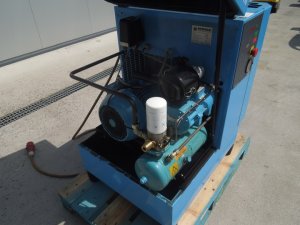 SPREZARKA-SRUBOWA-BOGE-S10-7-5KW-8BAR-Marka-Boge