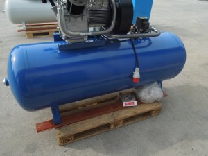 SPREZARKA-TLOKOWA-AGRE-5-5Kw-500L-NOWA-Model-AGRE-PROFI