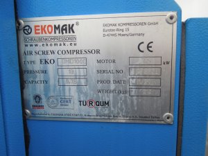 KOMPRESOR-SRUBOWY-EKOMAK-7-5Kw-KOMPLET-2014r-13BAR-Model-ekomak